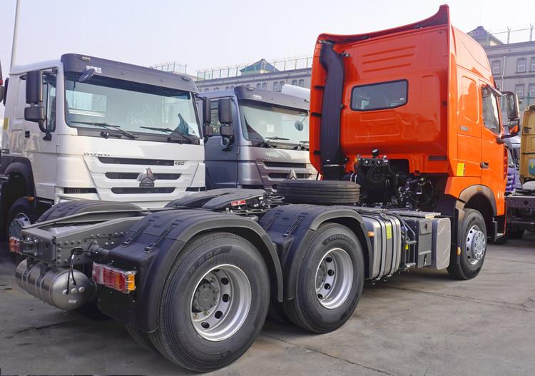 Sinotruk Howo T7H Tractor Truck for Sale in Sudan