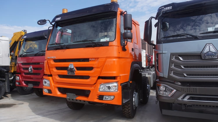 China Howo Sinotruk 371 Tractor Head Price for Sale in Port Sudan