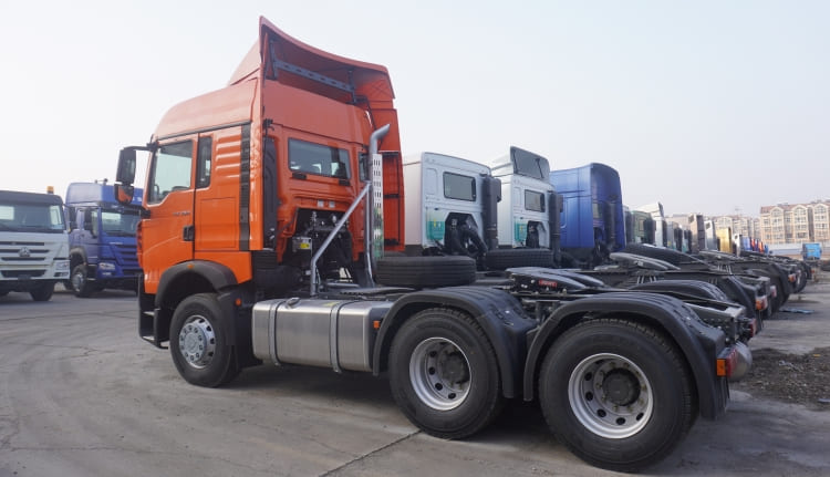 Sinotruk Howo Tractor Head 430 6×4 for Sale in Sudan Suakin