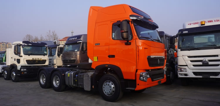 Sinotruk Howo Tractor Head T7H 440hp for Sale in Sudan