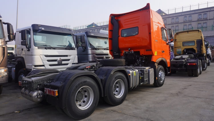 Sinotruk Howo Tractor Head T7H 440hp for Sale in Sudan
