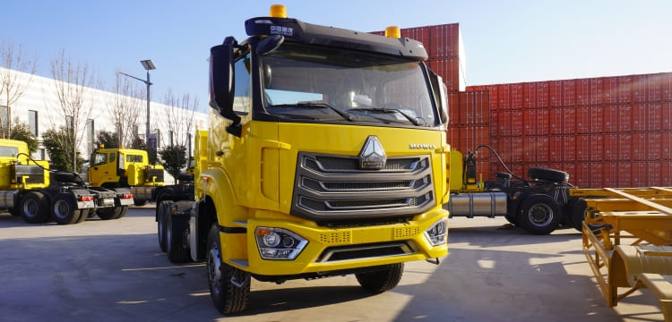 Sinotruk Howo New Truck Model 6x4 Tractor Head for Sale in Port Sudan