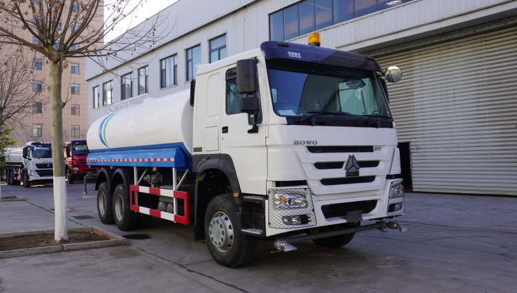 Steel Water Tanker for Sale in Sudan | Water Tanker Price | Sinotruk Howo 371