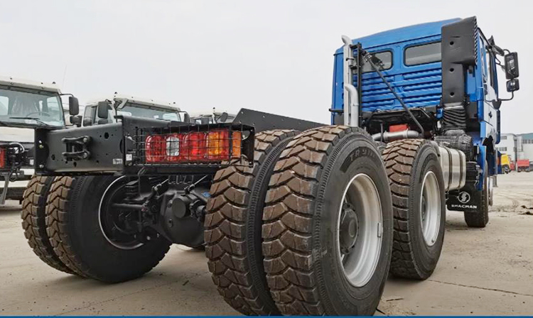 Shacman Trucks F3000 6x4 Tractor Truck for Sale in Port Sudan